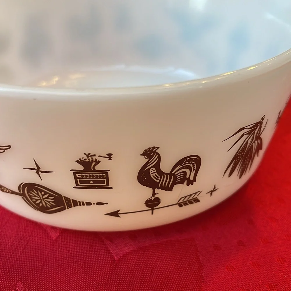 Vintage Pyrex White Mixing Bowl with Brown Farmhouse Design